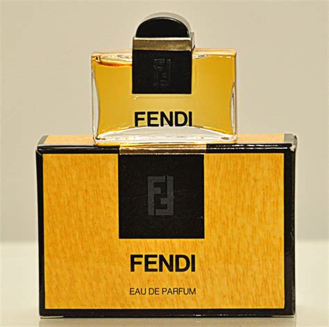 profumo donna fendi di fendi